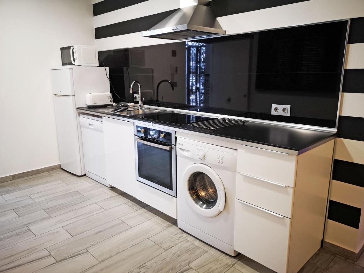 Conil Red-Black Apartment Коніль-де-ла-Фронтера Екстер'єр фото